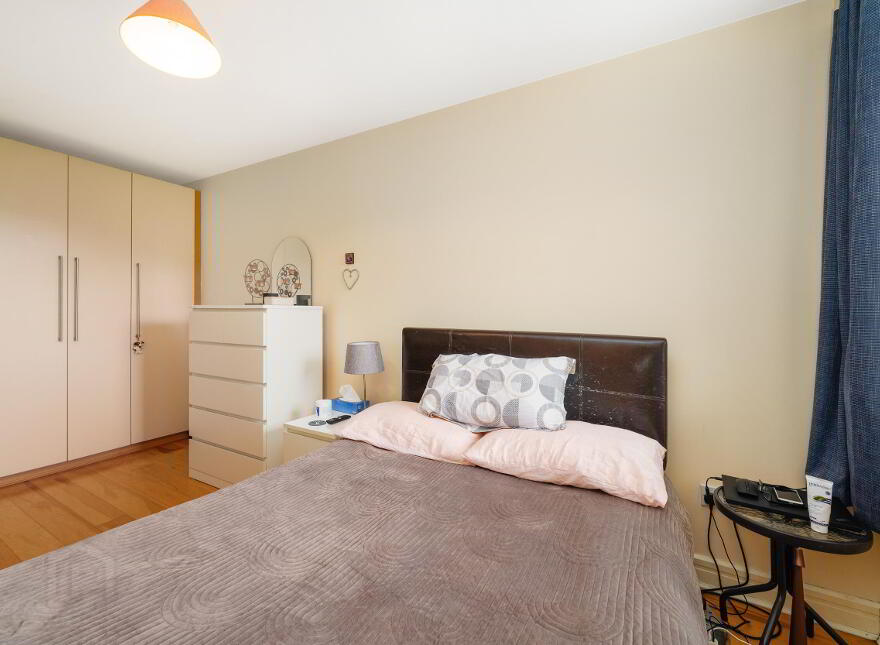 70 The Crescent, Carrickmines Manor, Carrickmines, Dublin, D18WC93