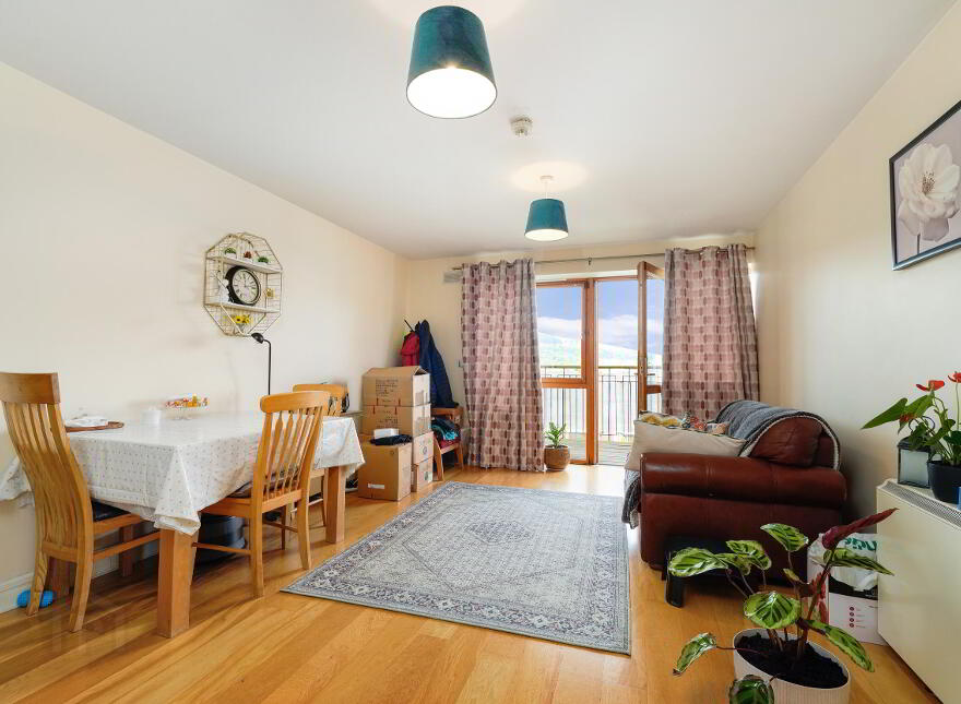 70 The Crescent, Carrickmines Manor, Carrickmines, Dublin, D18WC93