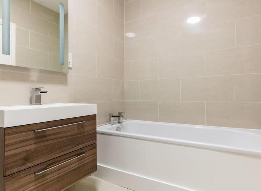 6a Rockport Road, Holywood, BT18 0DE