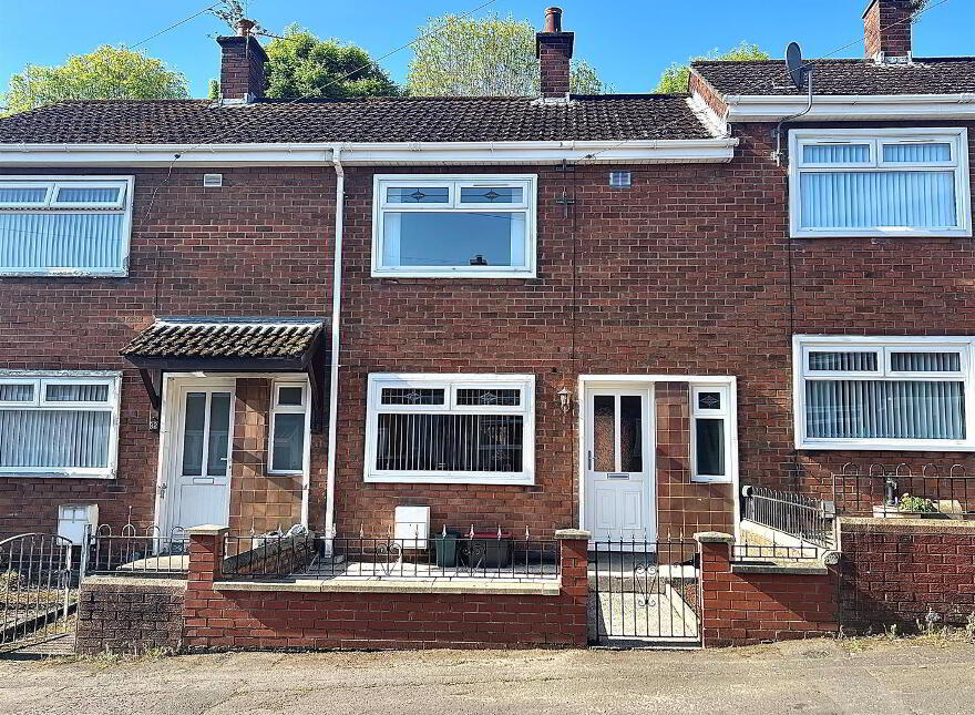 94 Gainsborough Drive, Belfast, BT15 3EL photo