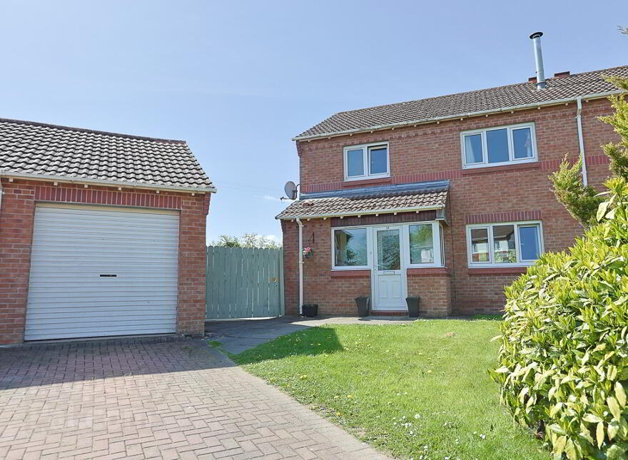 15 Clendinning Drive, Portadown, Craigavon, BT62 3WH photo