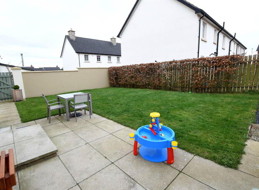 14 Tullynagardy Avenue, Newtownards, BT23 4ZE
