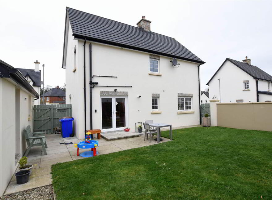 14 Tullynagardy Avenue, Newtownards, BT23 4ZE