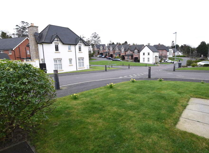 14 Tullynagardy Avenue, Newtownards, BT23 4ZE