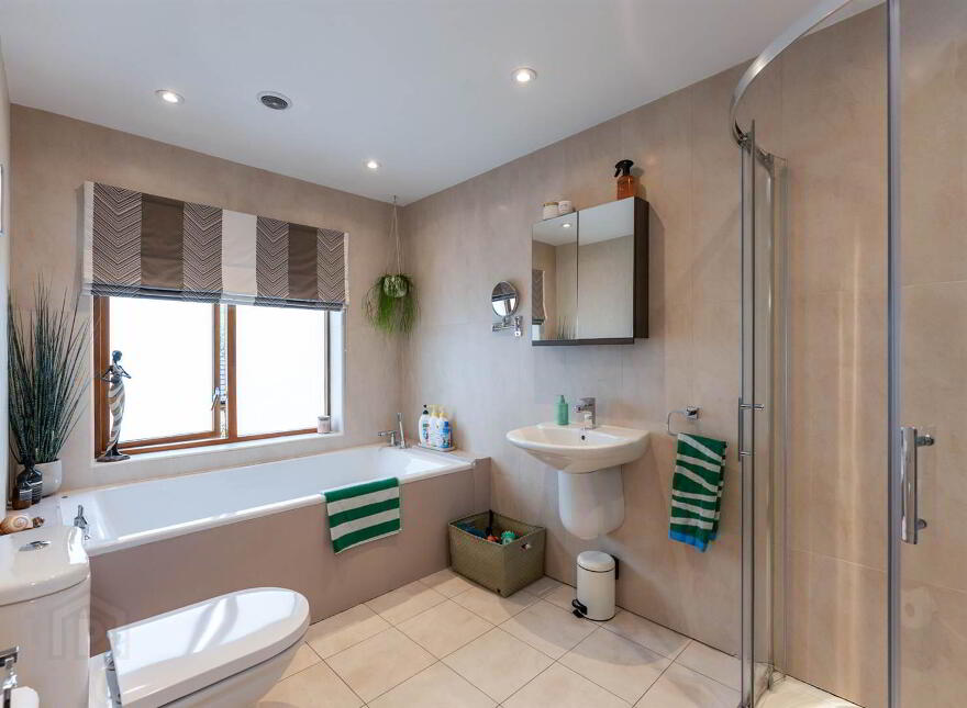 101 Church Road, Holywood, BT18 9BY