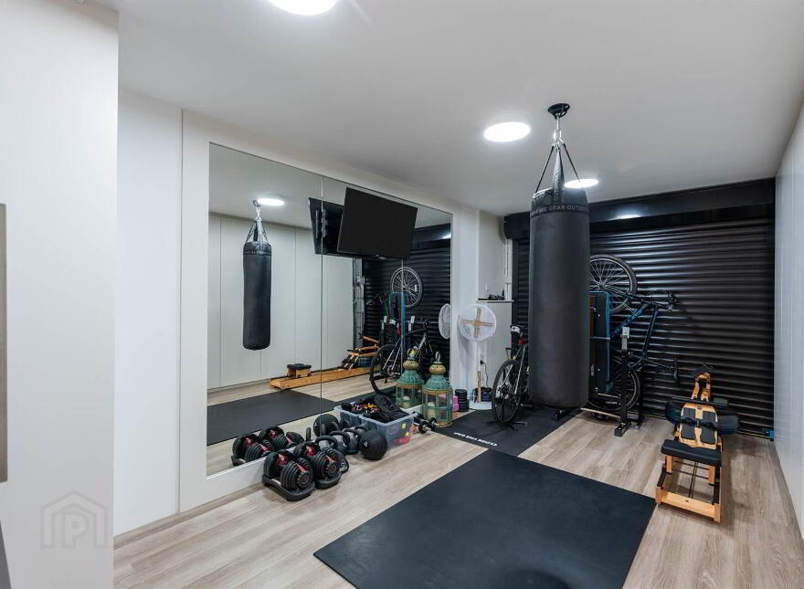 101 Church Road, Holywood, BT18 9BY