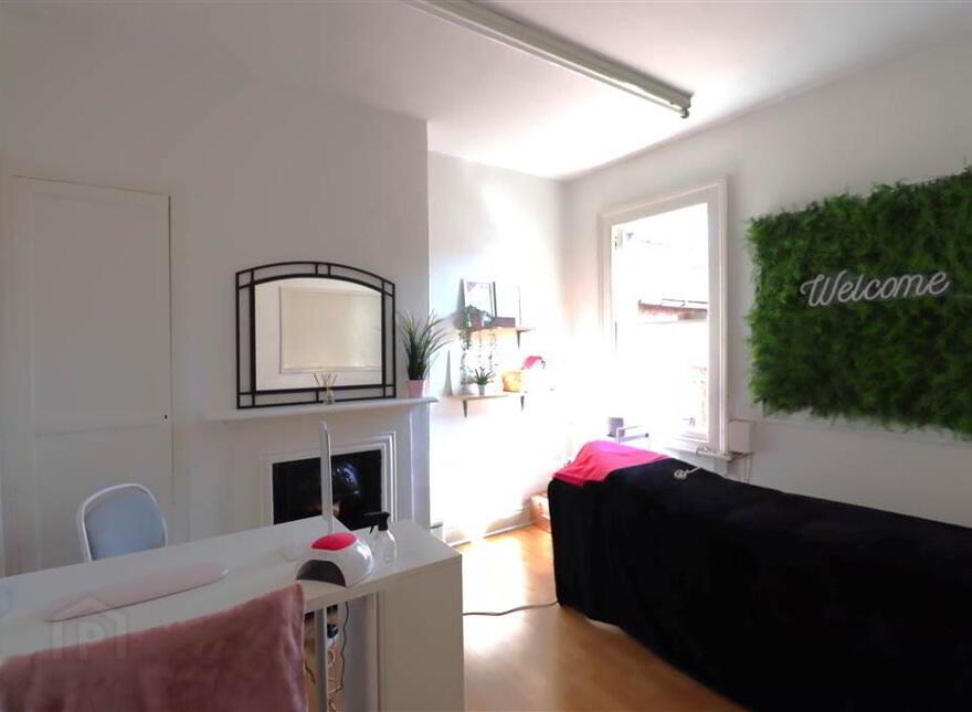 172 Kingsway, Dunmurry, Belfast, BT17 9AD