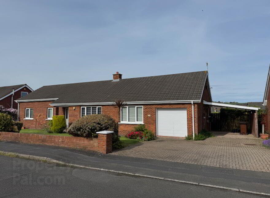 25 Brooklands Gardens, Whitehead, BT38 9RS photo