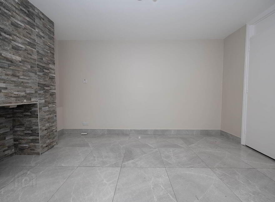 14 Lake Street, Lurgan, BT67 9DT