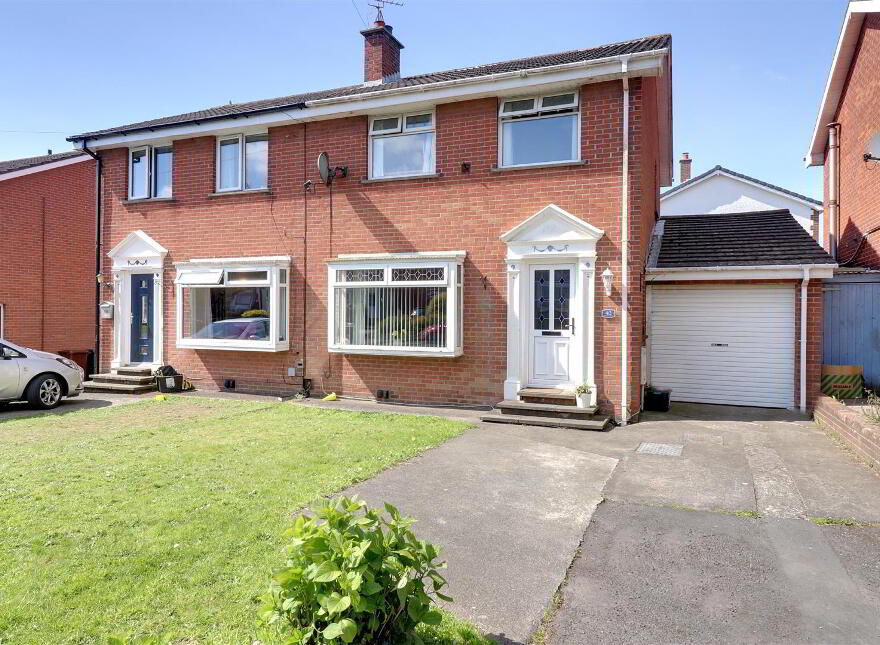 40 Ringhaddy Drive, Newtownards, BT23 8XB photo