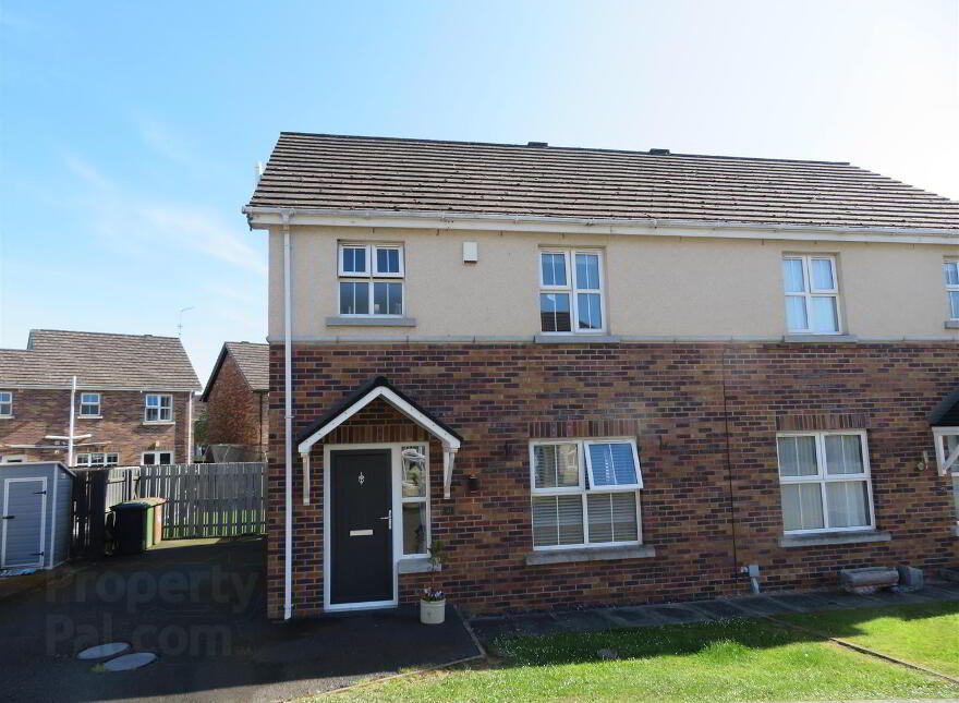 41 Beech Meadows, Waringstown, Craigavon, BT66 7UL photo
