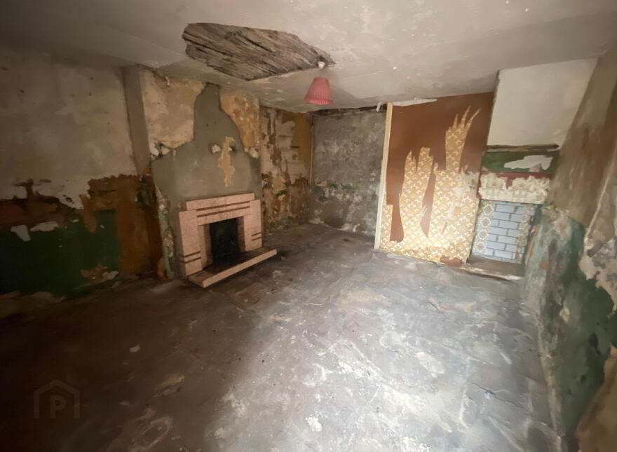5,6, & 7 Sion Row, Dock Road, Ferrybank