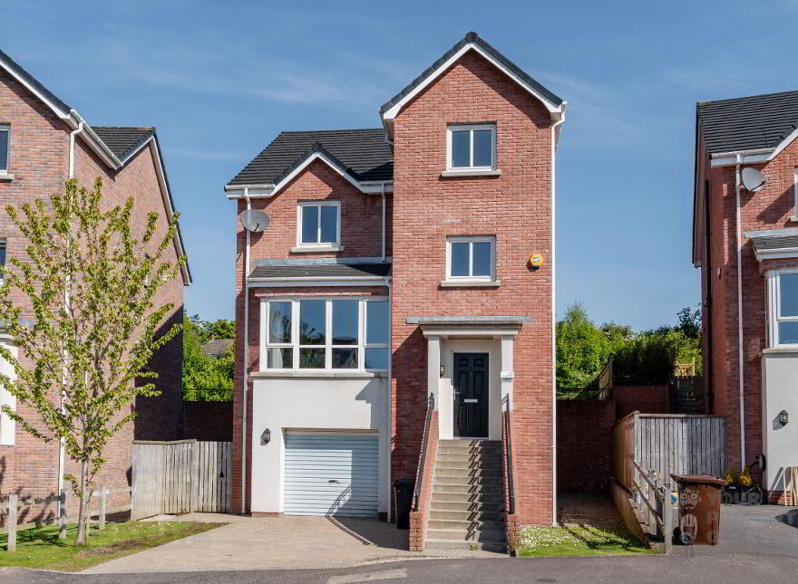 28 Millreagh Grove, Belfast, BT16 1AH photo