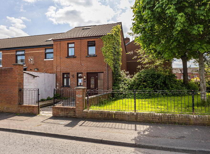 1 Mountforde Road, Short Strand, Belfast, BT5 4GJ photo