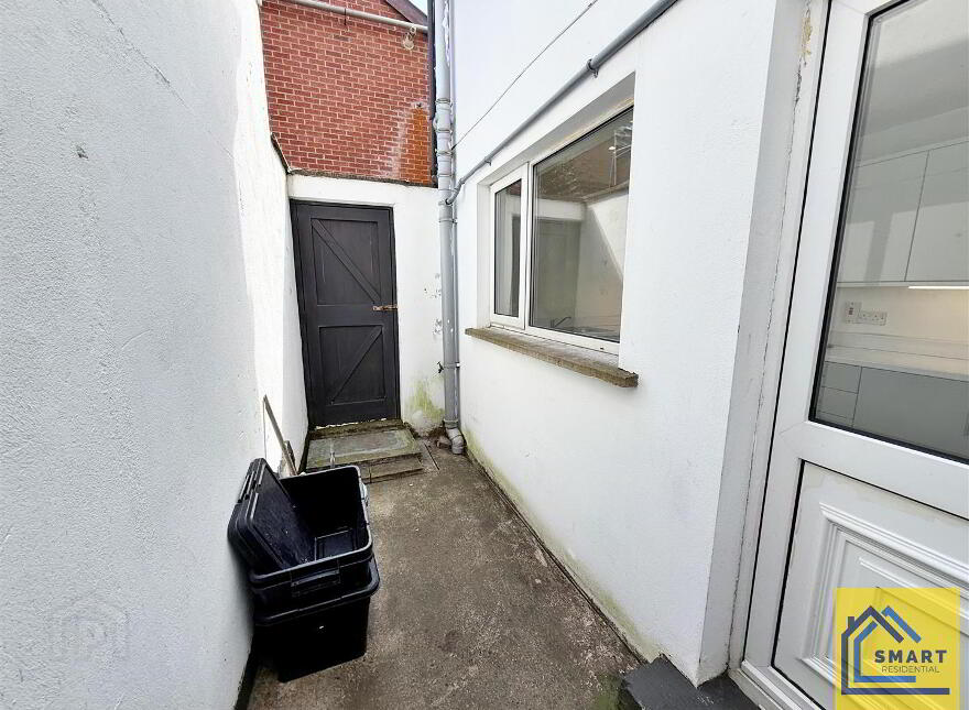 73 Connsbrook Avenue, Belfast, BT4 1JW