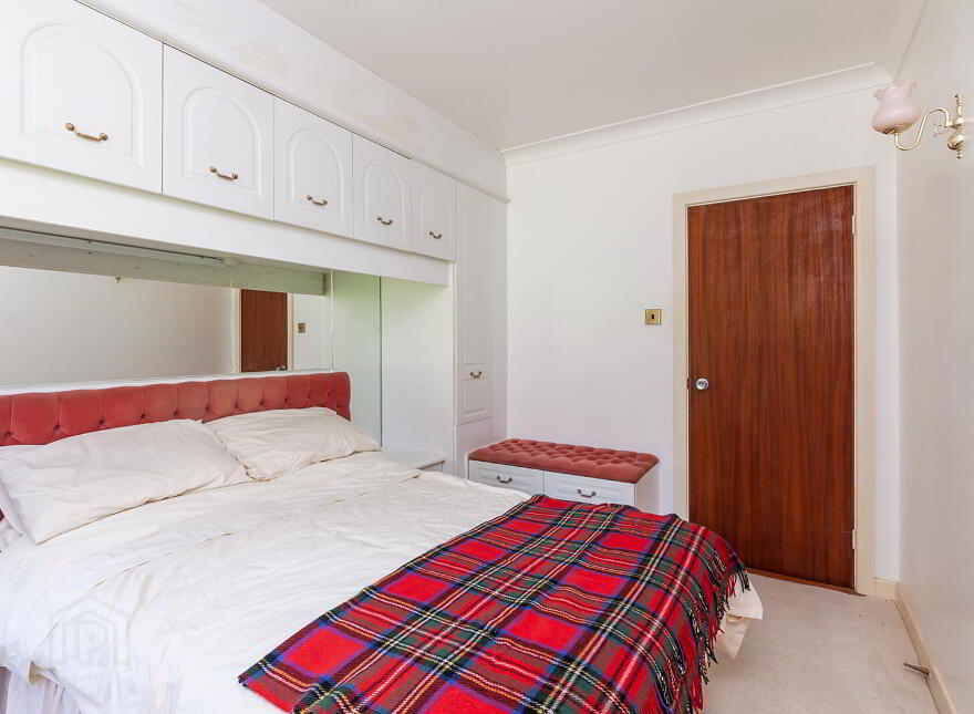 18 Waterloo Park South, Belfast, BT15 5HX