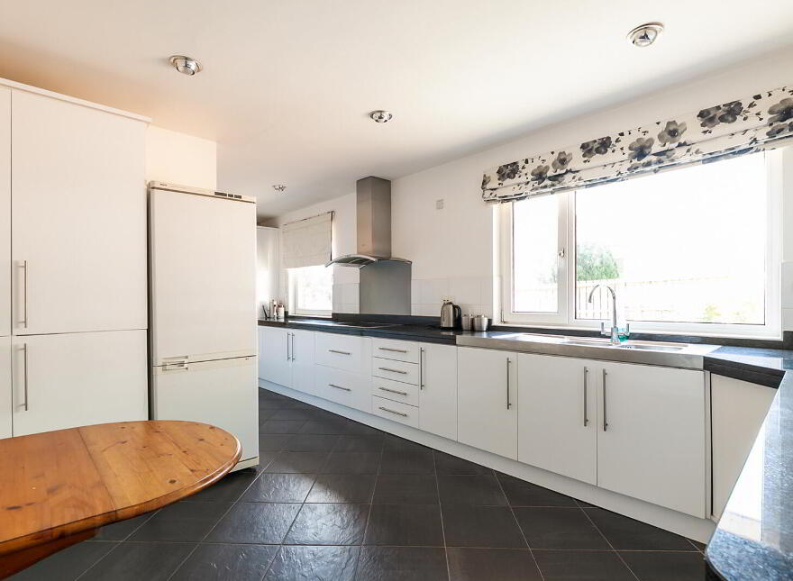 18 Waterloo Park South, Belfast, BT15 5HX