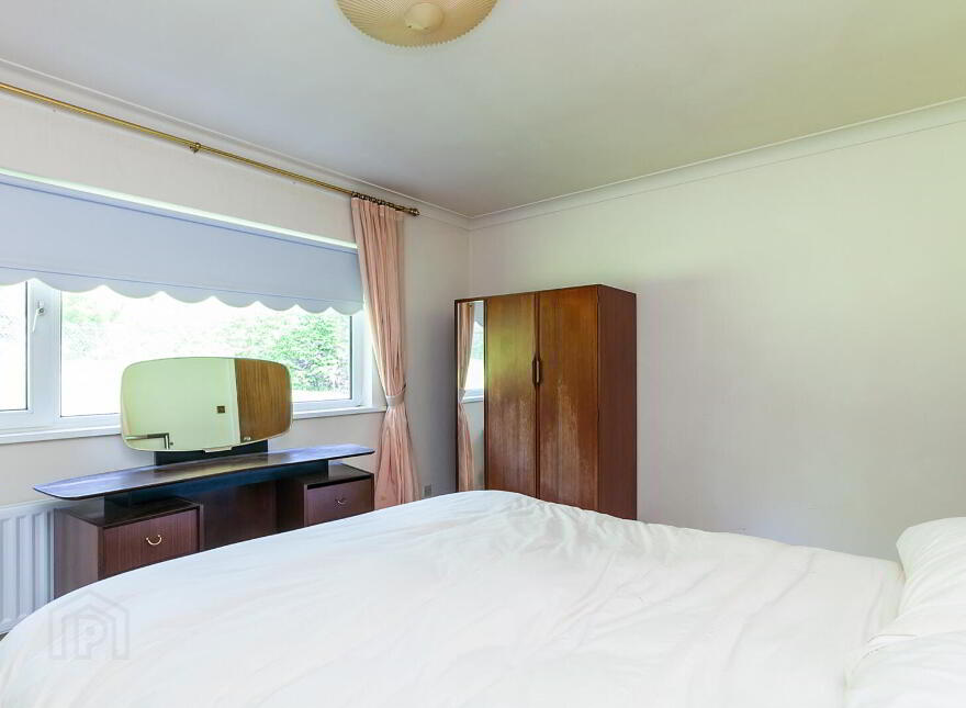 18 Waterloo Park South, Belfast, BT15 5HX