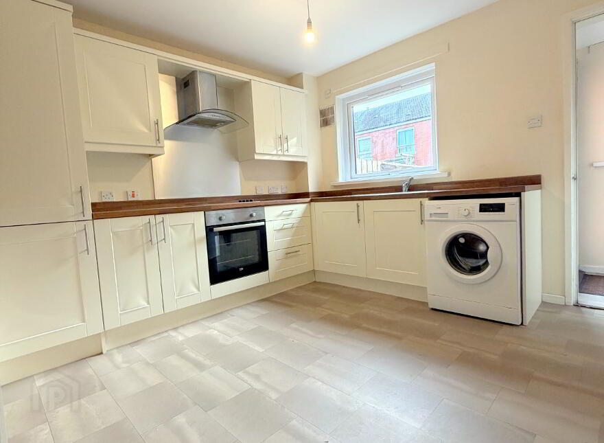 14 Glentoran Place, Off My Ladys Road, Belfast, BT6 8DH