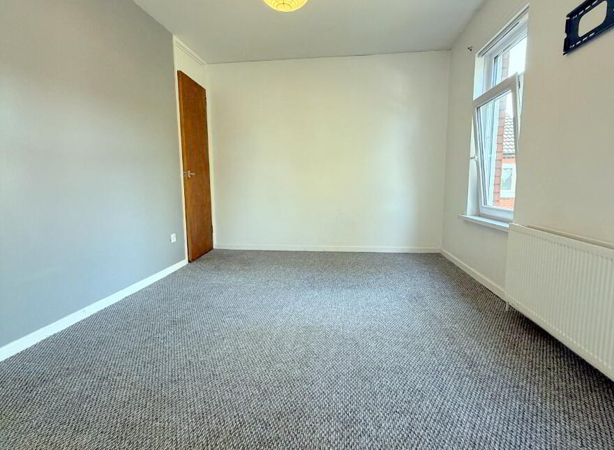 14 Glentoran Place, Off My Ladys Road, Belfast, BT6 8DH