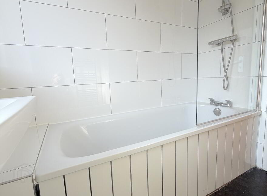 14 Glentoran Place, Off My Ladys Road, Belfast, BT6 8DH