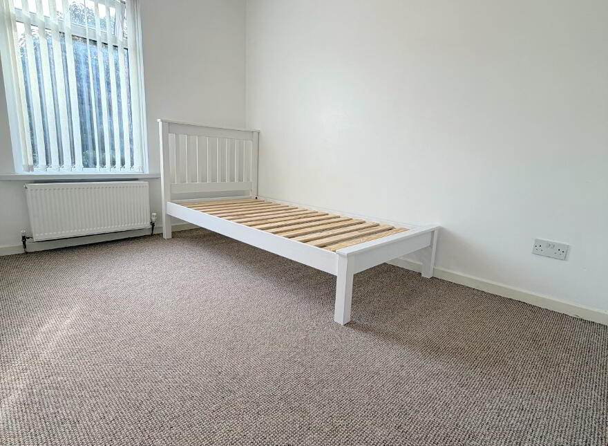 14 Glentoran Place, Off My Ladys Road, Belfast, BT6 8DH