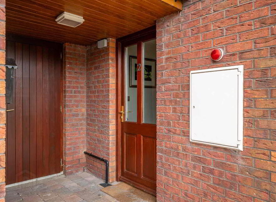 Flat 2, 244 Clandeboye Road, Bangor, BT19 1QB