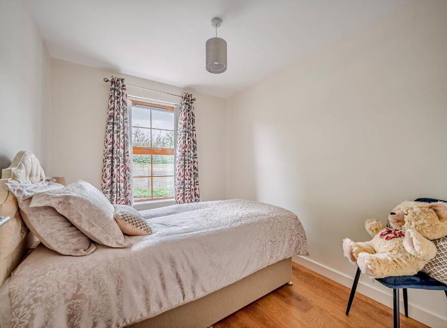 Flat 2, 244 Clandeboye Road, Bangor, BT19 1QB