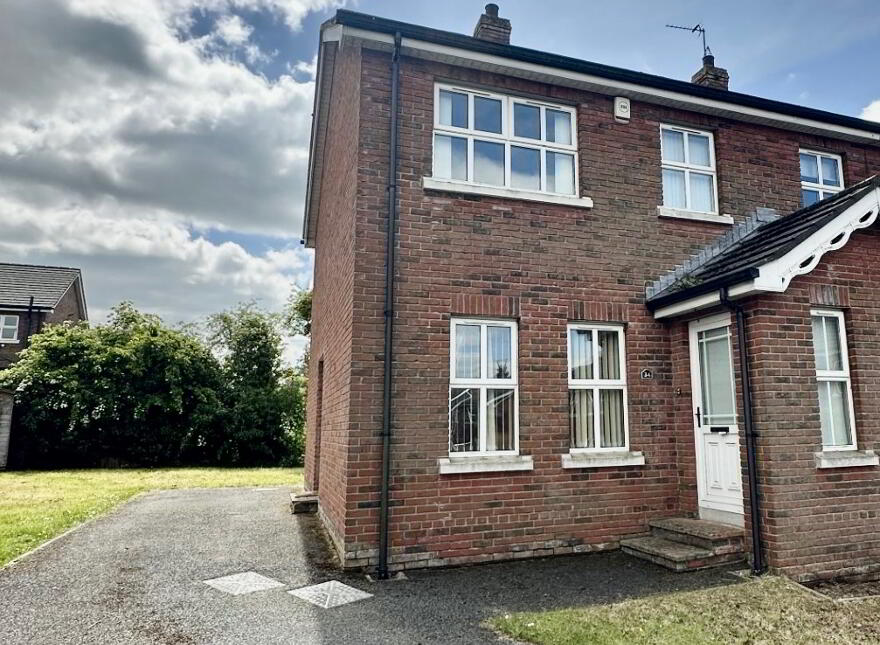 34 St James Meadow, Crumlin, BT29 4GU photo