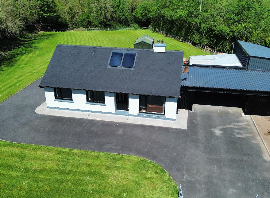 Highmount, Dromcollogher, Charleville, P56DX30 photo