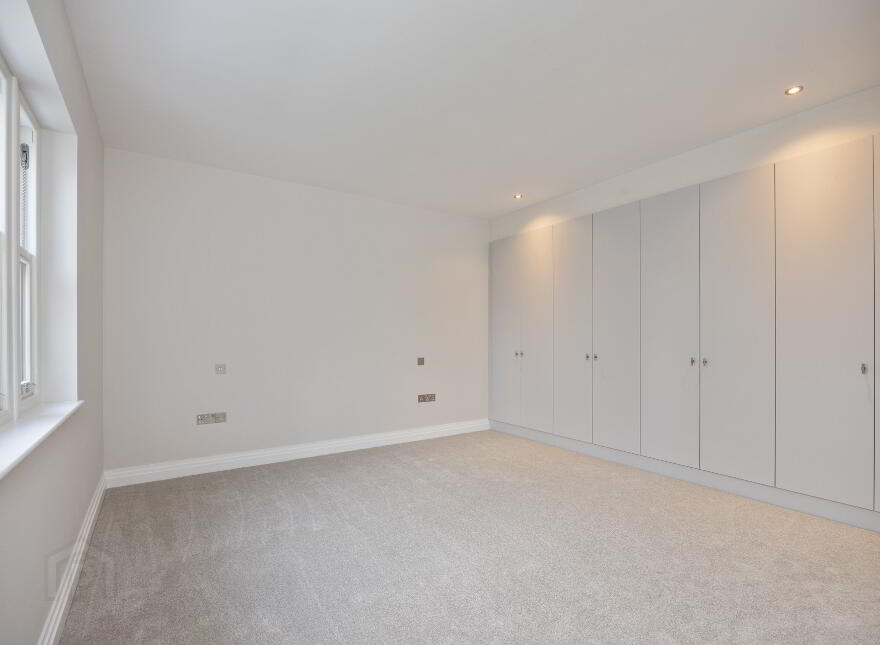 The Praeger, 6 Ardavon Park, Cultra, BT18 0HB