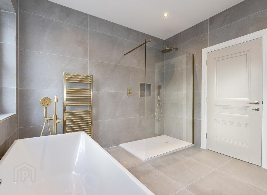 The Praeger, 6 Ardavon Park, Cultra, BT18 0HB