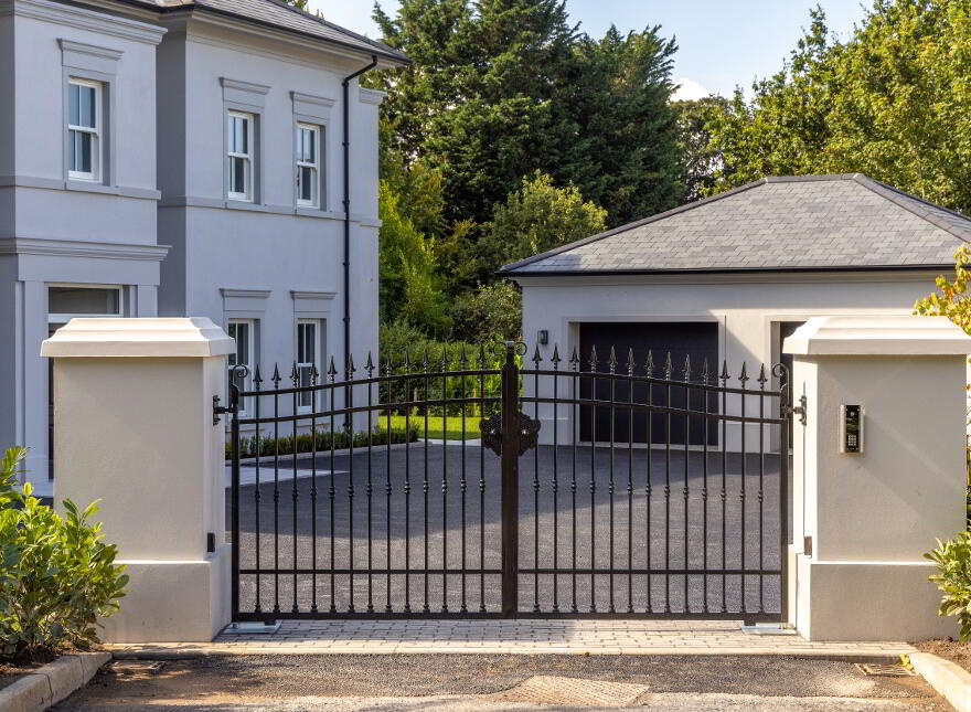 The Praeger, 6 Ardavon Park, Cultra, BT18 0HB