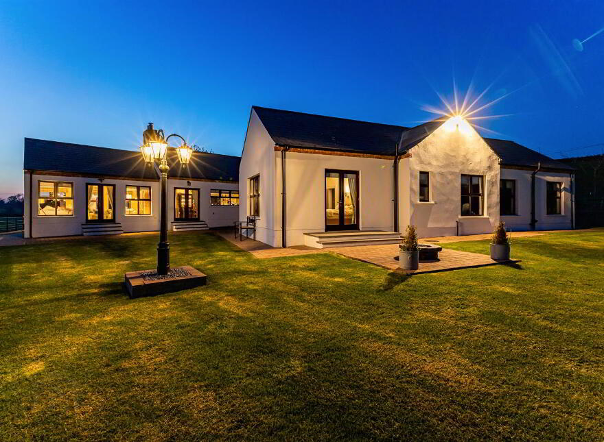 43 Loughdoo Road, Portaferry, BT22 1HW