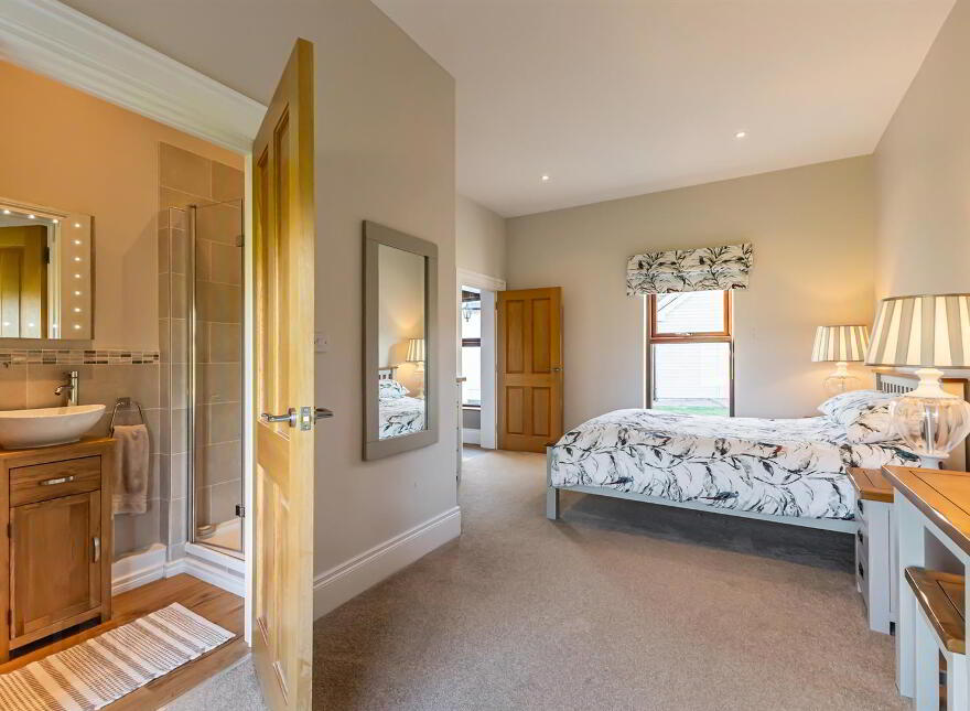 43 Loughdoo Road, Portaferry, BT22 1HW