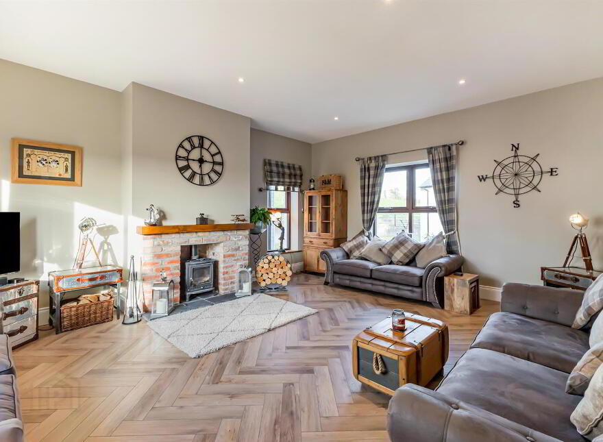 43 Loughdoo Road, Portaferry, BT22 1HW