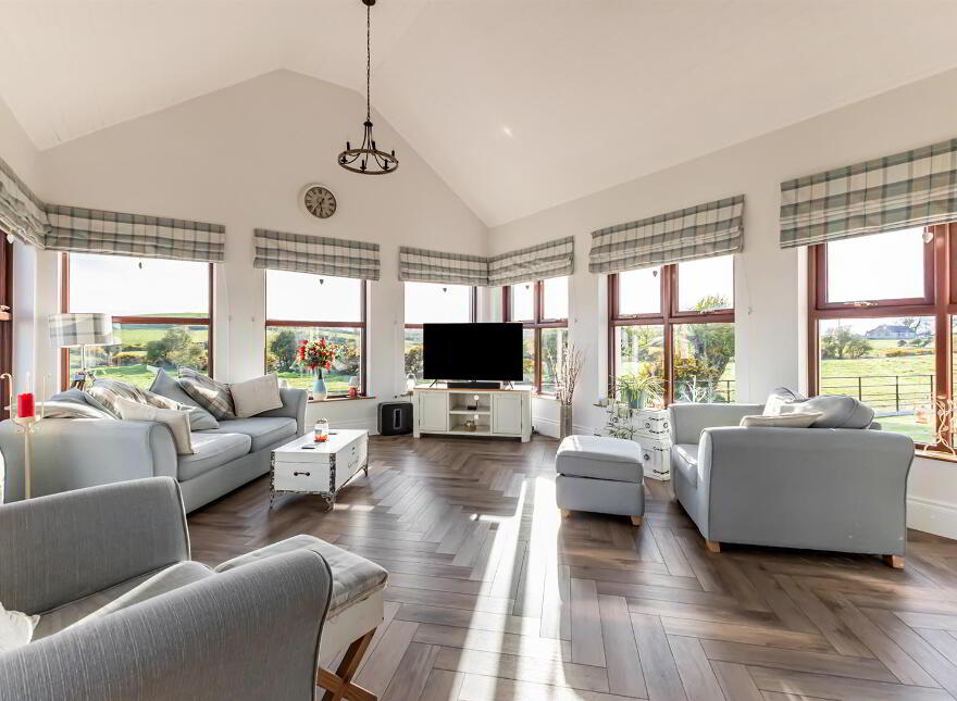 43 Loughdoo Road, Portaferry, BT22 1HW