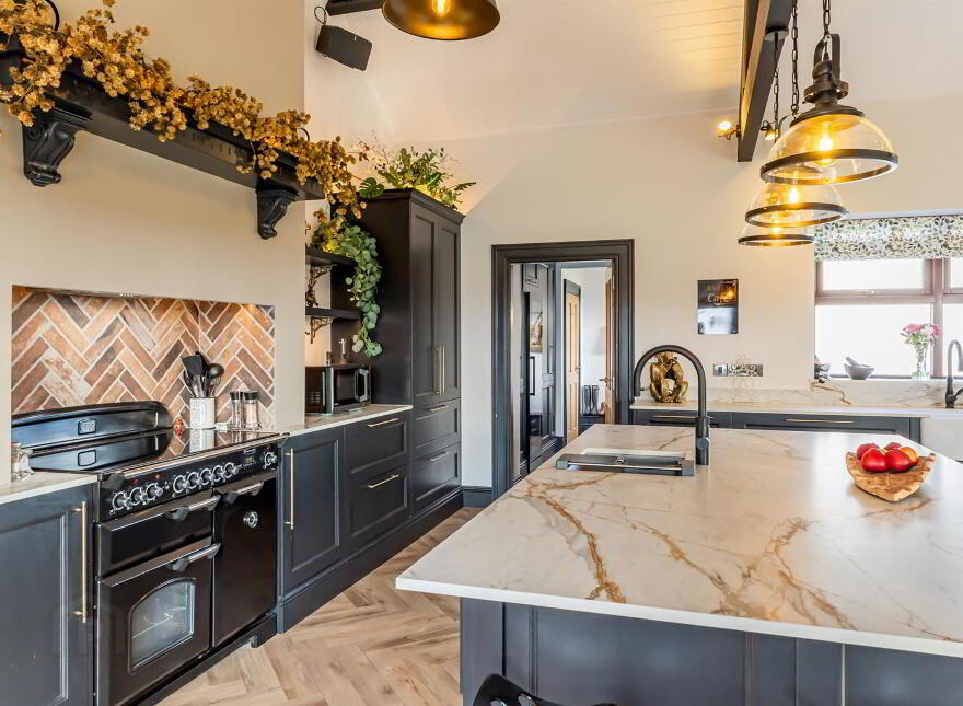43 Loughdoo Road, Portaferry, BT22 1HW