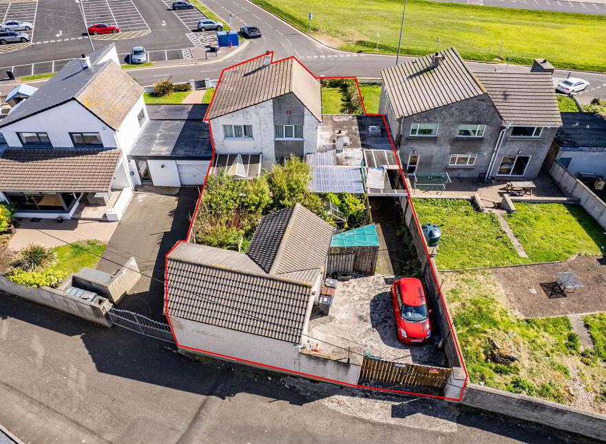 23 Lansdowne Crescent, Portrush, BT56 8AY