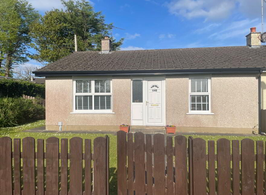 2 Crevenish Park, Kesh, BT93 1RB photo