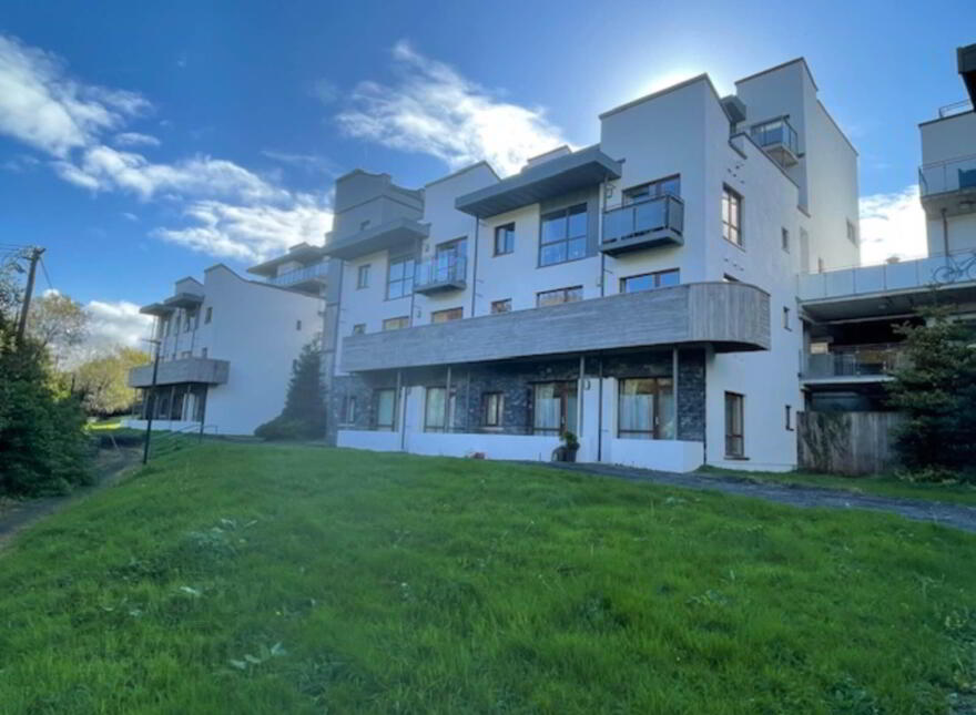 31 Block C, Bruach Na Habhainn, Altamount Street, Westport, F28DN73 photo
