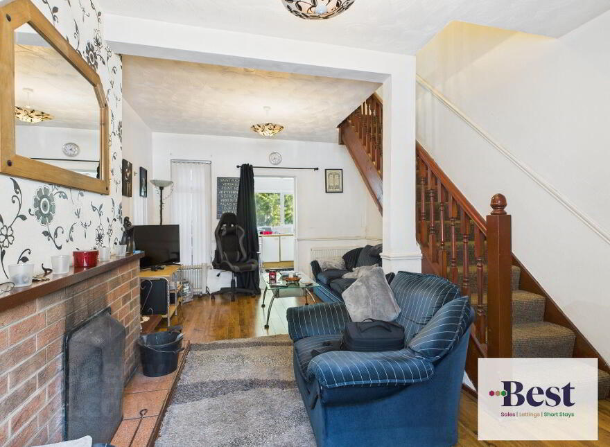 30 Bank Road, Larne, BT40 3AN photo
