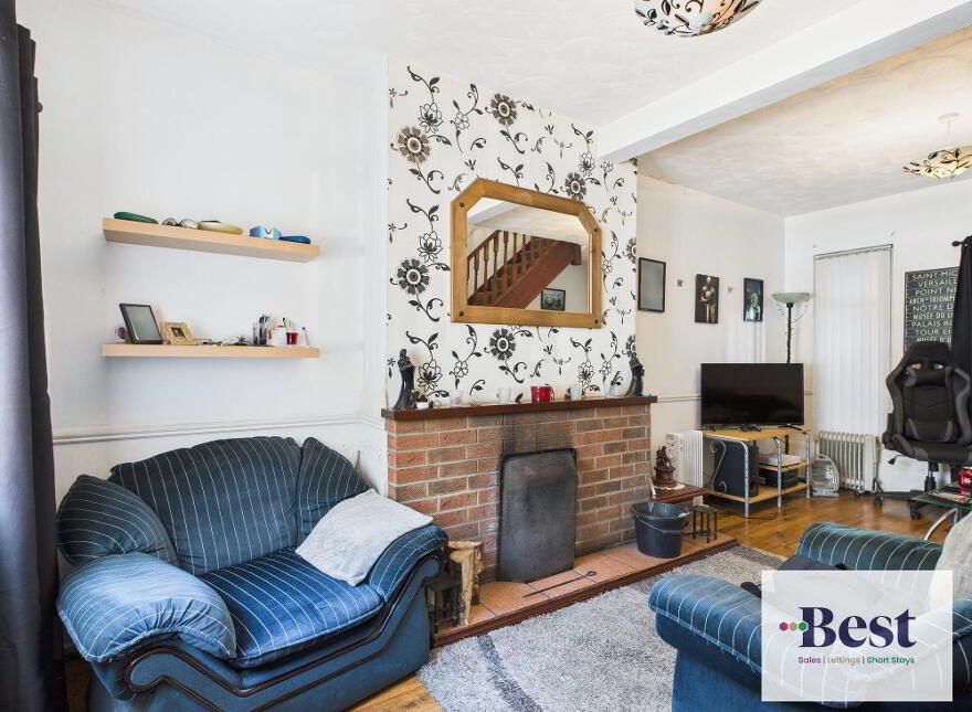 30 Bank Road, Larne, BT40 3AN