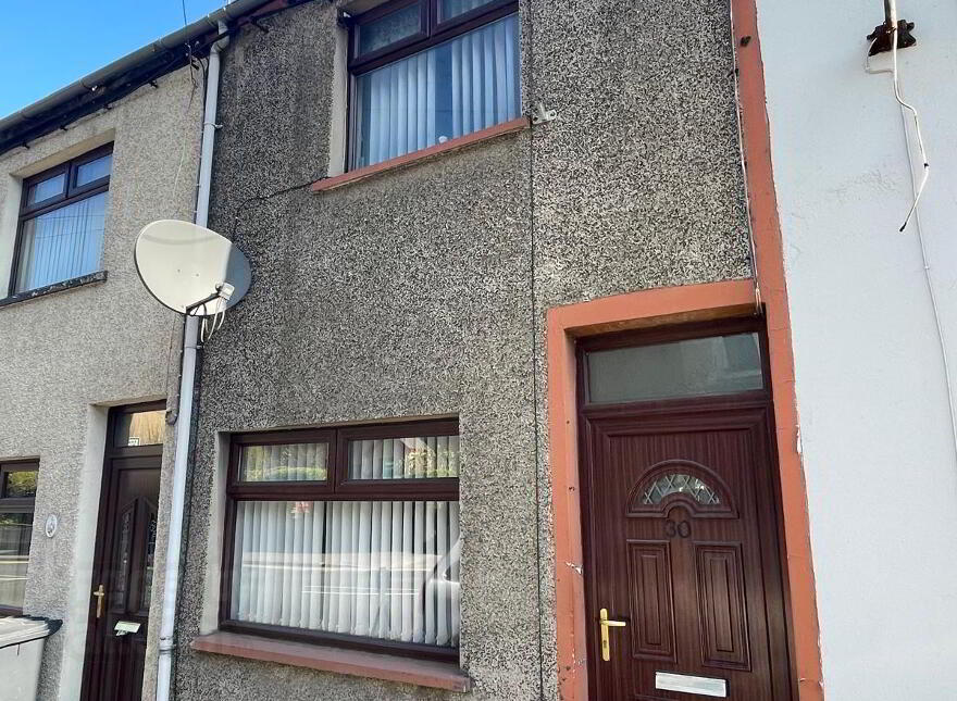 30 Bank Road, Larne, BT40 3AN photo