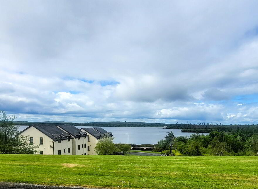 13 Shannon Cove, Dromod, N41V297
