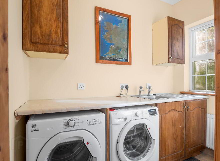 The Rectory, Drumsnauv, Cornamona, H91X3K6