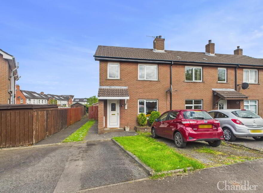 13 Ravenhill Court, Belfast, BT6 8FS photo