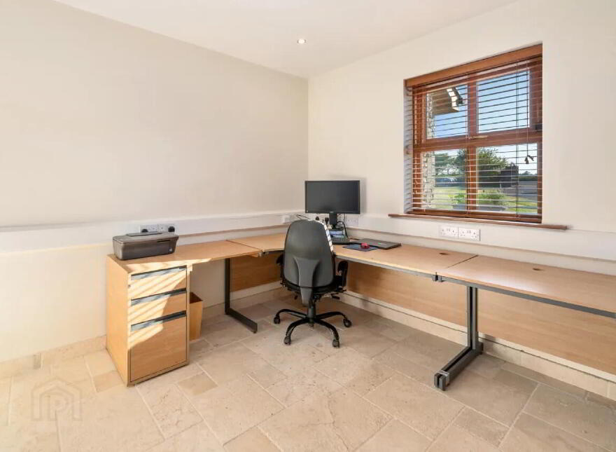 Ballyvatta, Leamlara, T56VY36