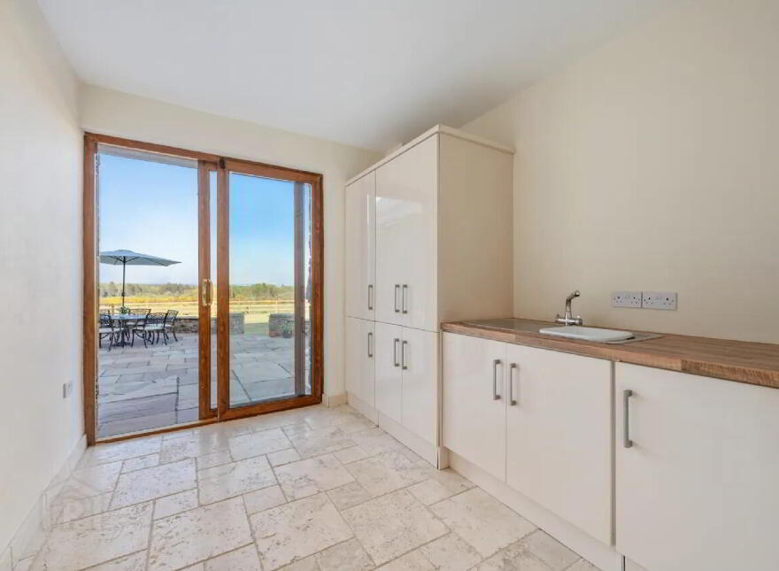 Ballyvatta, Leamlara, T56VY36