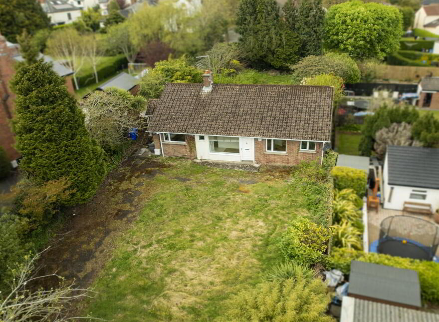 38 Waterloo Gardens, Belfast, BT15 4EY photo